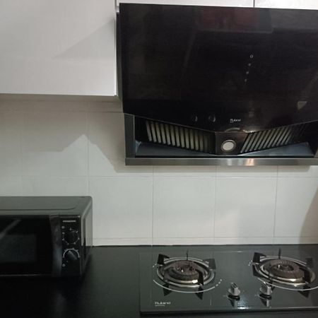 In Homestay Corner Бату Пахат Екстериор снимка
