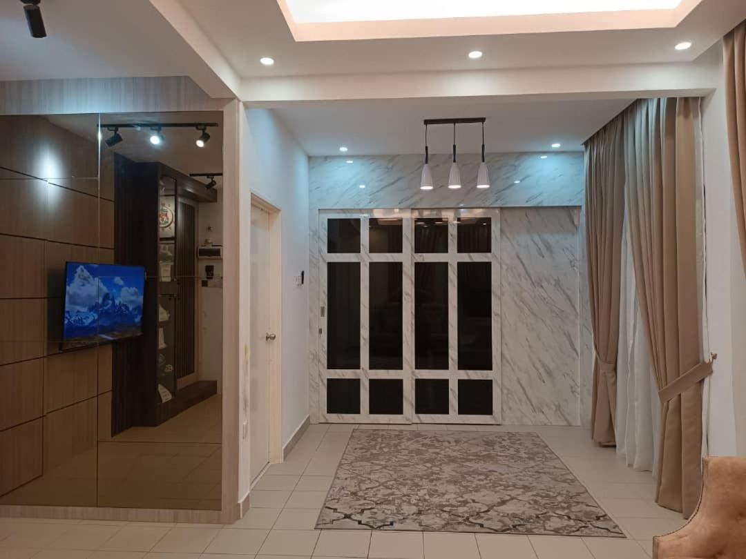 In Homestay Corner Бату Пахат Екстериор снимка