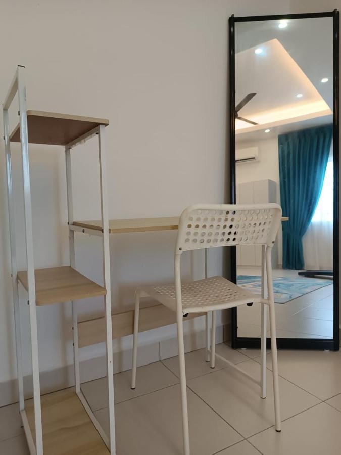 In Homestay Corner Бату Пахат Екстериор снимка